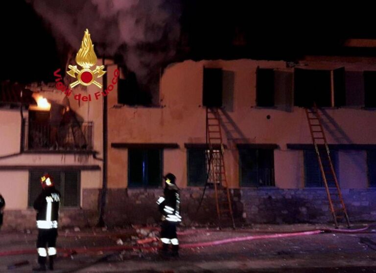 Morto in esplosione in casa a Barberino, ipotesi gesto volontario: 71enne era sotto sfratto