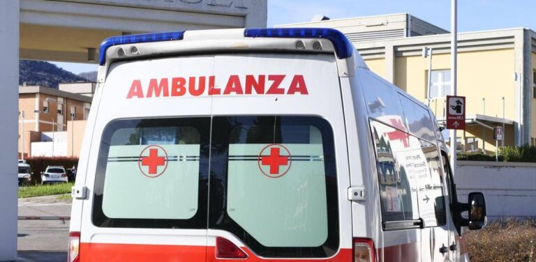 Napoli, bambino ferito da colpo di pistola: si indaga
