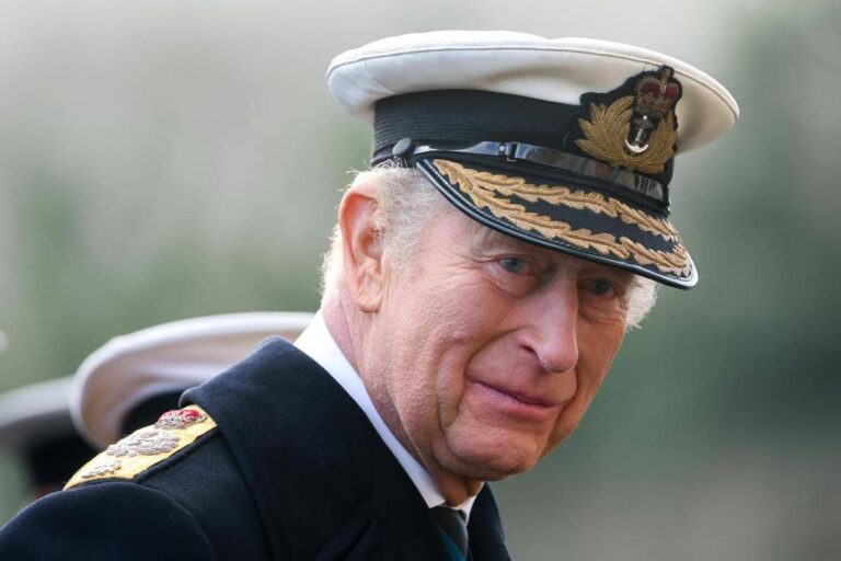 Re Carlo e l’onorificenza… per la tata: il (raro) premio in arrivo nella famiglia reale