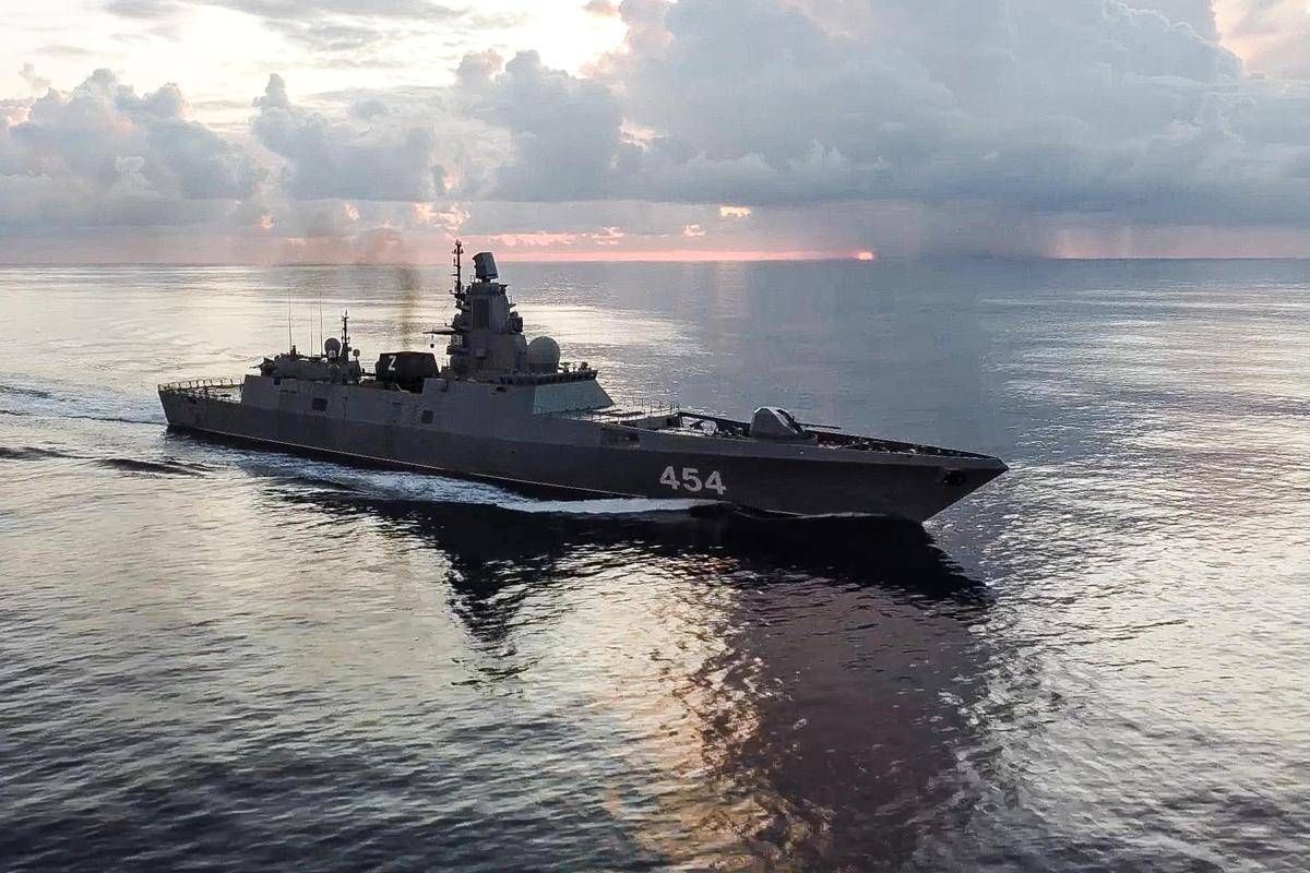 Russia, la flotta fantasma e il ‘caso’ Isole Cook: così Mosca e Teheran eludono le sanzioni