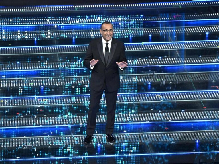 Sanremo 2026, l’annuncio di Carlo Conti: “Sarà Laura Pausini a co-condurre il festival”