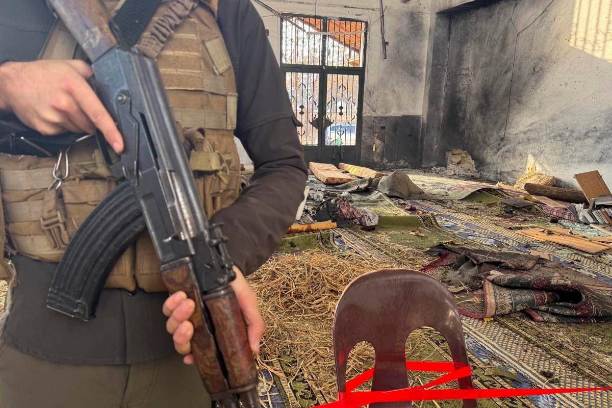 Siria, attacco a moschea di Homs: almeno 8 morti