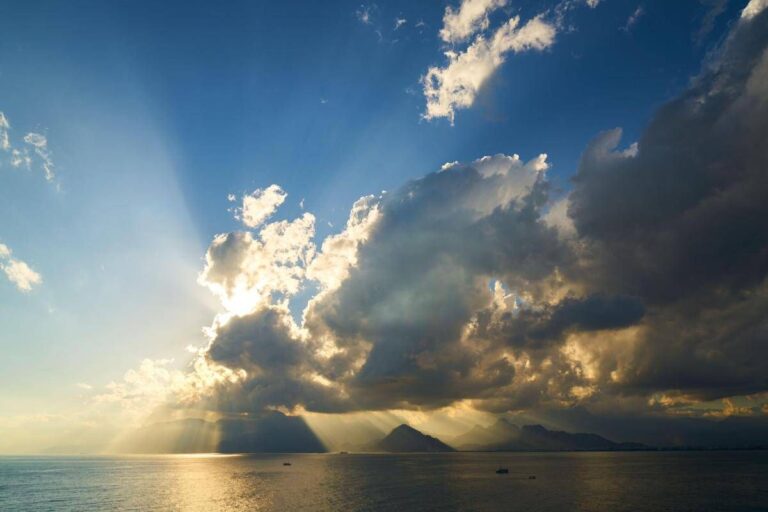 Sole e ‘caldo’ a dicembre, la svolta nel meteo per l’Immacolata