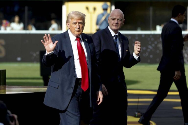 Sorteggio Mondiali 2026, parata di star con Williams e Bocelli. Un premio (per la pace) a Trump