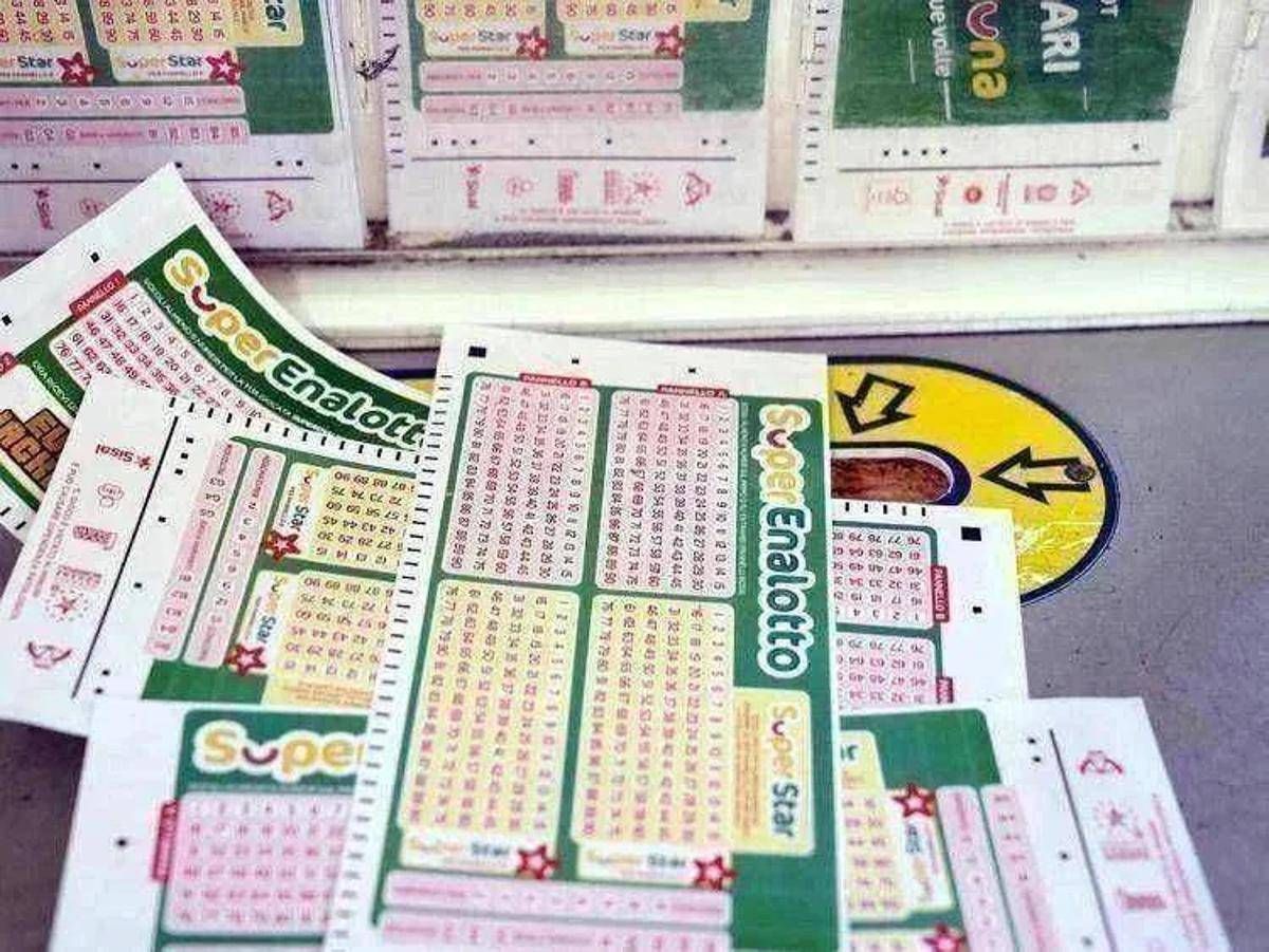 Superenalotto, la combinazione vincente di oggi sabato 17 gennaio
