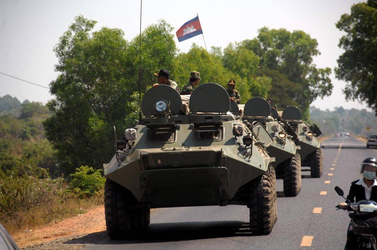 Thailandia-Cambogia, Phnom Penh accusa: “Ancora bombe”. Bangkok: “Avanti fino a fine minacce”