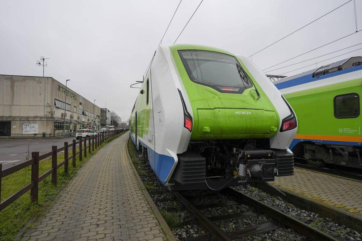 Trenord, completato piano rinnovo flotta: entra in servizio ultimo dei 214 treni nuovi