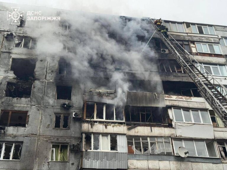 Ucraina-Russia, notte di attacchi e droni. Gelo di Mosca sui negoziati di pace