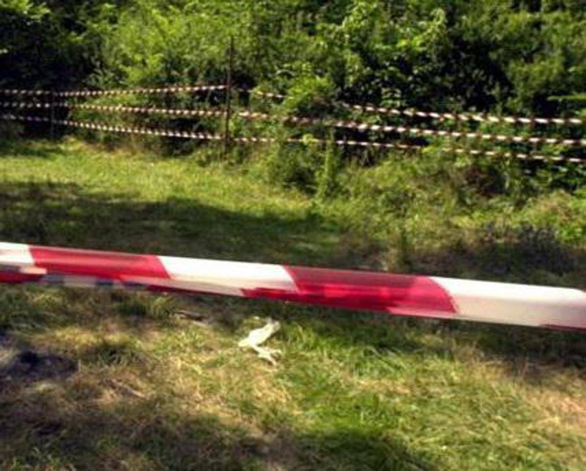 Venezia, cadavere in un campo con colpo d’arma da fuoco alla testa
