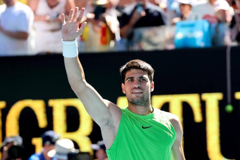 Australian Open, Alcaraz vola ai quarti: Paul ko in tre set