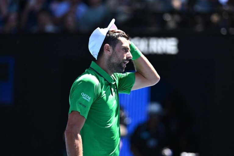 Australian Open, Djokovic agli ottavi dopo rischio squalifica: cosa è successo