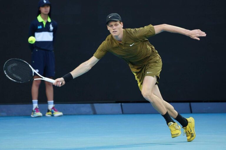 Australian Open, Sinner supera Spizzirri in quattro set e si prende gli ottavi – Rivivi il match