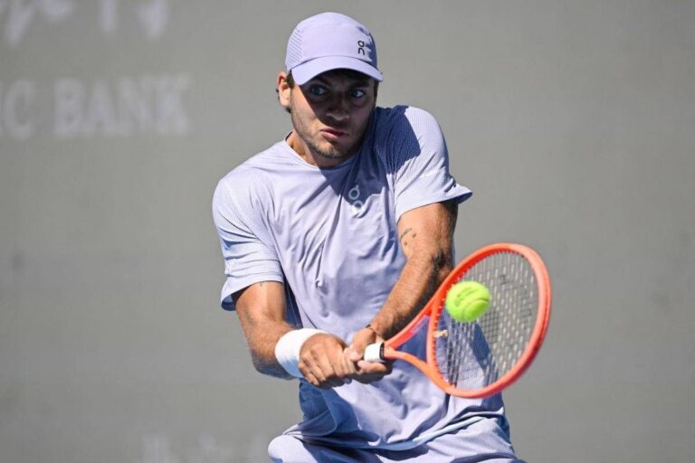 Australian Open, choc Cobolli: eliminato al primo turno da Fery