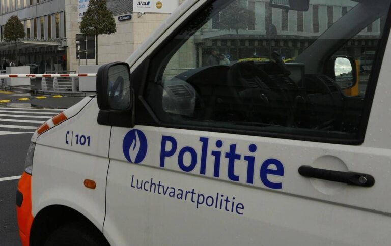 Belgio, attacco con coltello a manifestazione: 6 feriti e 4 arresti