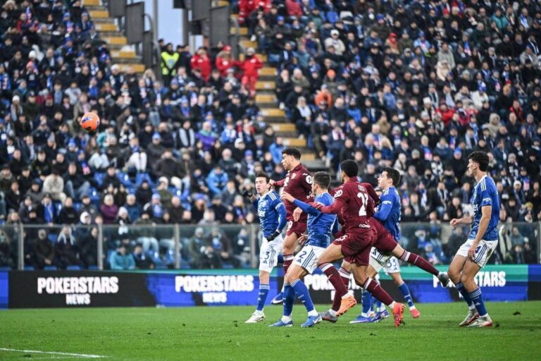 Como-Torino 6-0, granata travolti e Fabregas vola al quinto posto