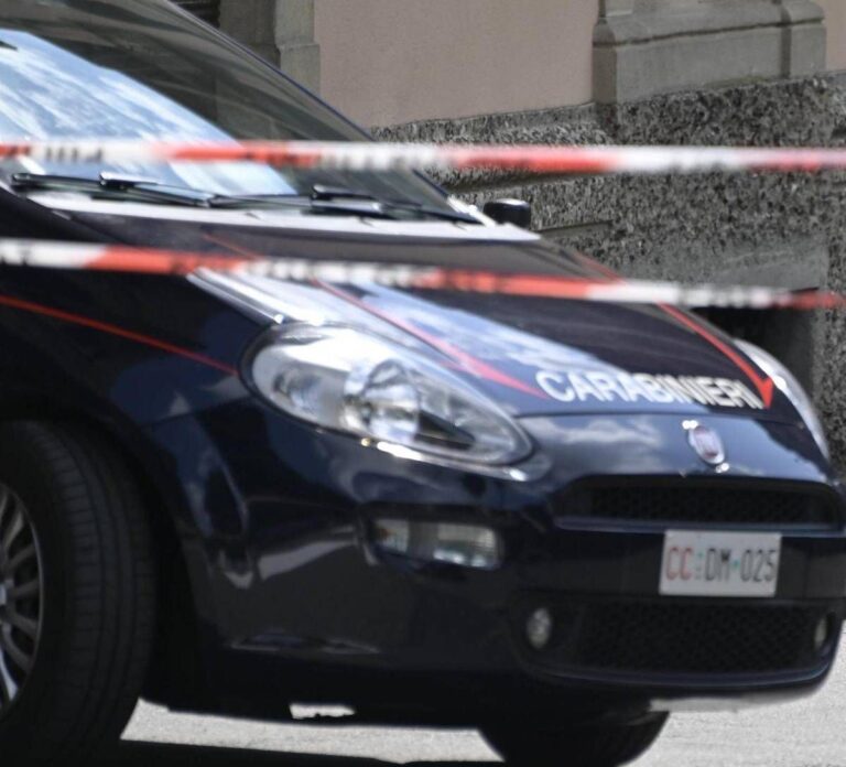 Cosenza, cadavere in auto in via Popilia: ipotesi omicidio