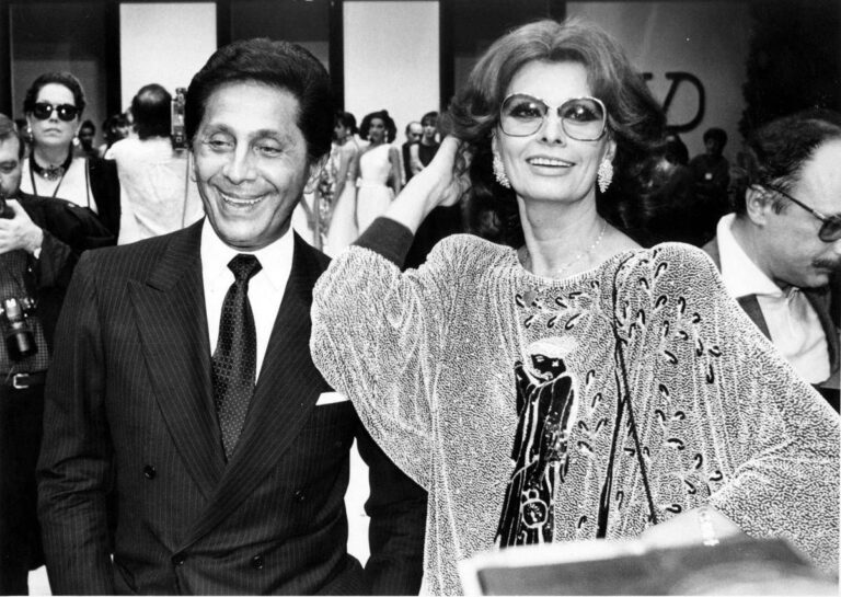 Da Jackie Kennedy a Sophia Loren, tutte le donne iconiche di Valentino