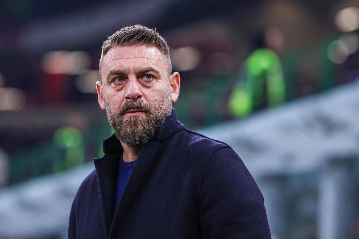 De Rossi torna su Milan-Genoa: &ldquo;La &lsquo;buca&rsquo; di Pavlovic? Non siamo gli scemi del villaggio&rdquo;