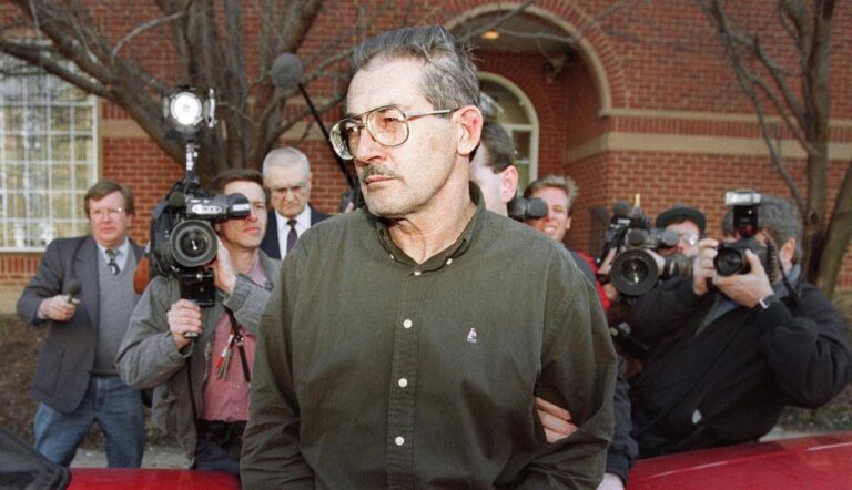 È morto in carcere Ames, l’ex agente Cia spia di Mosca: consegnò ai russi 10 agenti americani