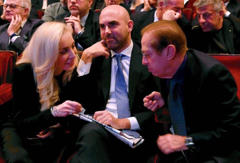 Forza Italia, chiusa a Milano la 3 giorni per anniversario discesa in campo Berlusconi