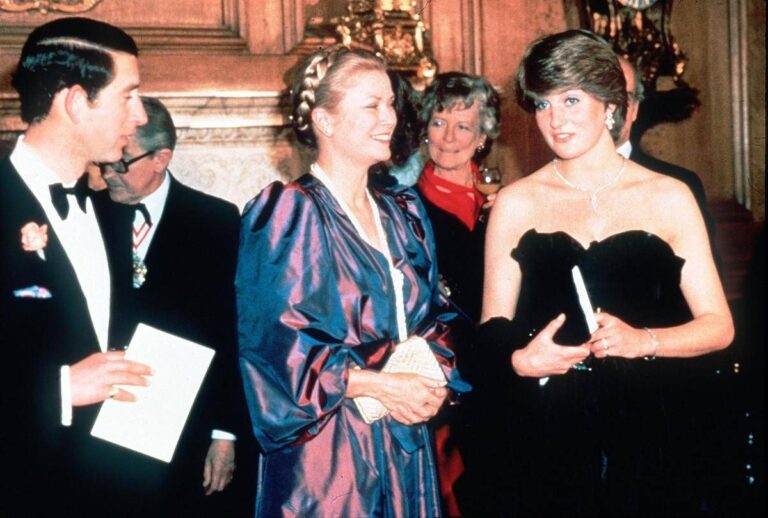 Grace di Monaco consolò Diana in lacrime durante la sua prima uscita pubblica