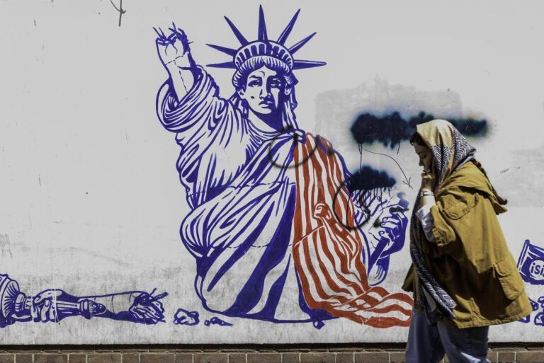 Iran, Wsj: possibile attacco Usa, Trump avvia ‘discussioni preliminari’