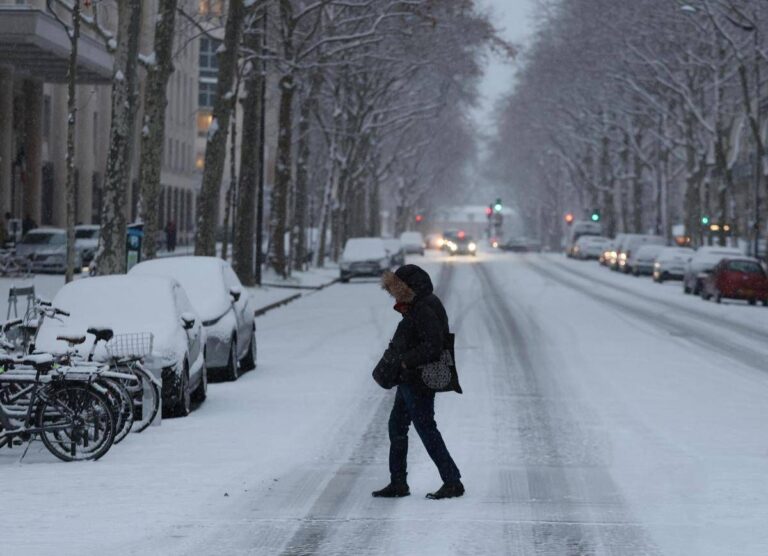 Italia nella morsa del maltempo, nuove piogge e nevicate in arrivo: le previsioni