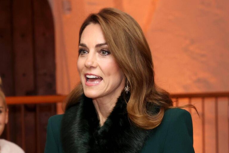 Kate Middleton compie 44 anni, la cena in famiglia e i regali ‘divertenti’