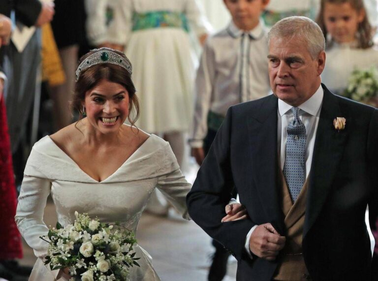 La principessa Eugenia rompe con papà Andrew, la decisione dopo lo scandalo Epstein