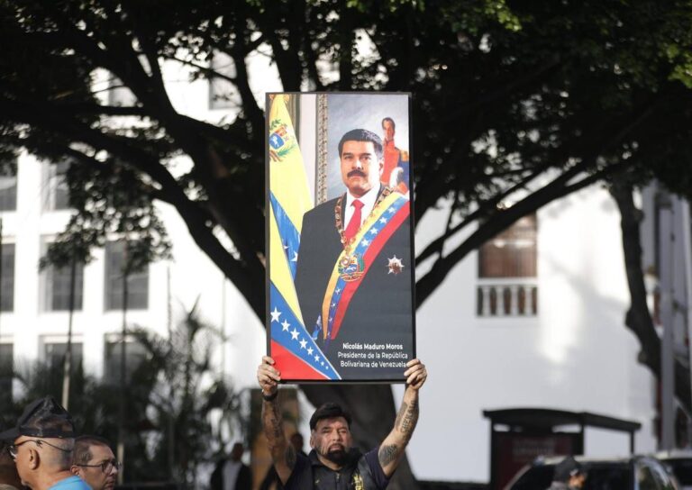 Maduro, il no all’esilio prima dell’attacco Usa: il retroscena