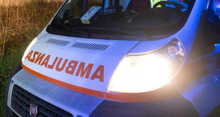 Morto un operaio a Padova, schiacciato da una pressa durante manutenzione