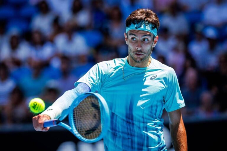 Musetti, furia con arbitro e warning agli Australian Open: cos’è successo con Machac