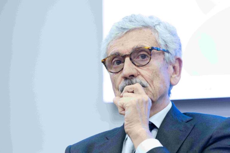 Occidente ‘malato’, l’Europa ‘una Rsa’. La profezia di D’Alema