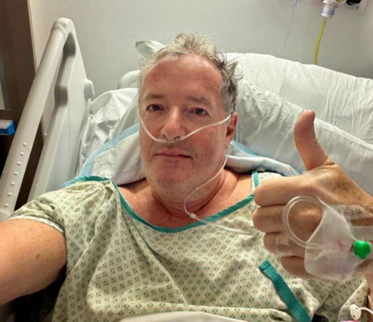 Piers Morgan cade e si rompe il femore: “Colpa di Trump”
