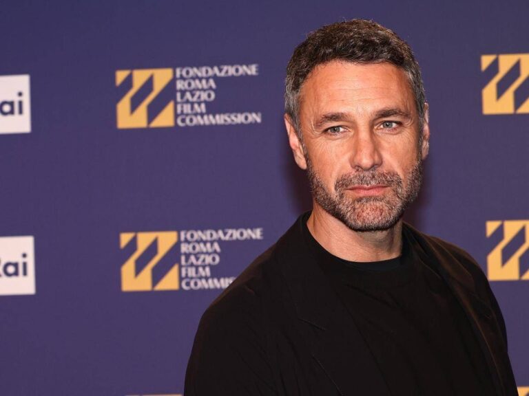Raoul Bova dopo lo scandalo: “I figli mi hanno aiutato a rialzarmi”