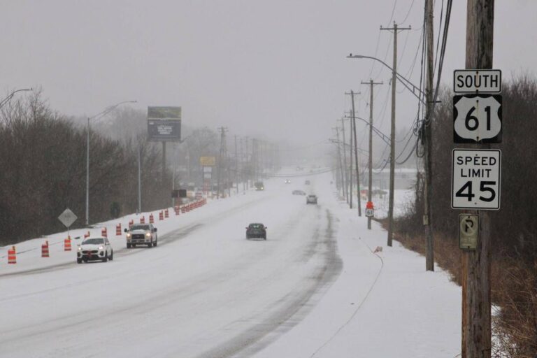 Tempesta di neve e ghiaccio negli Usa, oltre 12mila voli cancellati