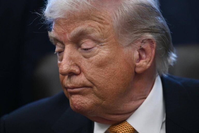Trump: “Iran ha fermato uccisioni”. Attacco a Teheran rimane opzione