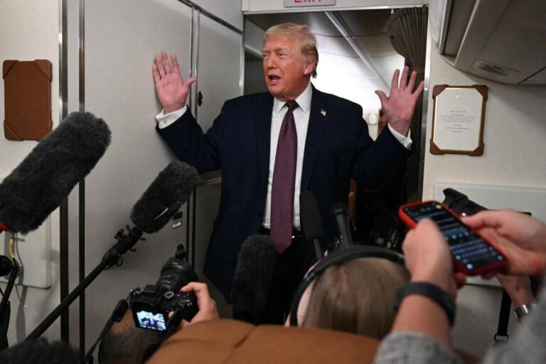 Trump, il nuovo guasto e il rapporto pessimo con l’Air Force One: “Vecchio e piccolo”