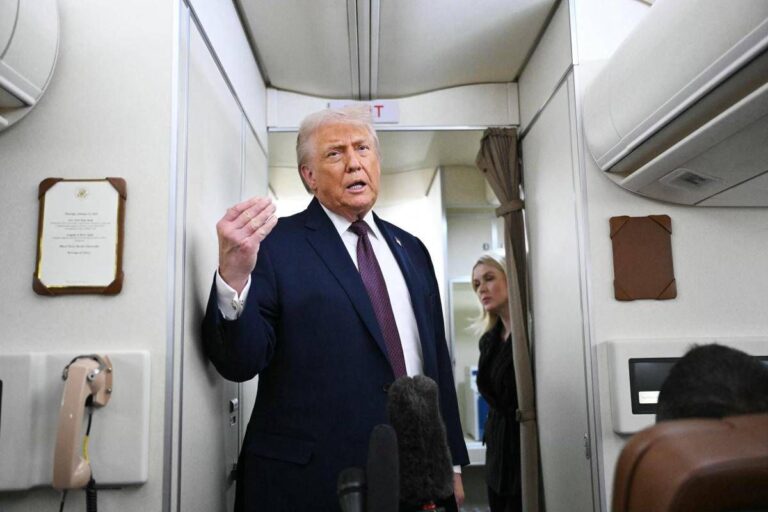 Trump sull’Air Force One: “In Groenlandia possiamo fare ciò che vogliamo”