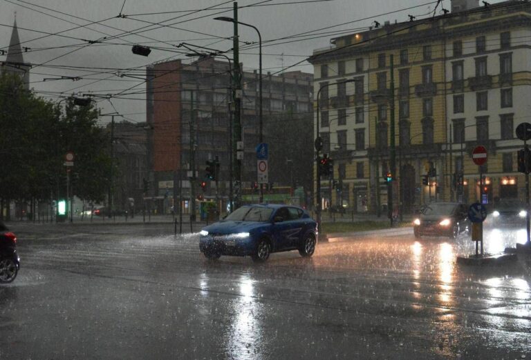 Weekend di pioggia, maltempo sull’Italia oggi e domani: le previsioni